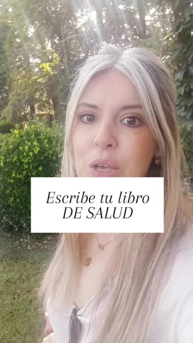 🔖 Quiero perder peso ya."
Ese es el primer pensamiento con el que muchas personas llegan… pero el cuerpo no funciona a base de prisas.

👉 Si tu cuerpo está estresado, inflamado y hormonalmente desbalanceado, no va a responder a la pérdida de peso como esperas.
¿Por qué? Porque antes de quemar grasa, tu cuerpo lucha por sobrevivir y protegerse. No estás fallando tú: está fallando el enfoque.

📚 En este reel te explico por qué el proceso de transformación es como escribir un libro.
La introducción (aunque muchos la quieren saltar) es la más importante:
👉 Regular el cortisol
👉 Desinflamar tu cuerpo
👉 Reparar tu metabolismo
👉 Equilibrar tus hormonas
👉 Aprender a nutrirte con lo que realmente necesitas

Solo después de eso es cuando puedes empezar a escribir la verdadera historia: la pérdida de peso como consecuencia natural de estar bien.
✨ Y el final feliz de ese libro depende de ti.

🚨 Deja de buscar atajos y empieza a construir una base sólida.
🎯 Si estás lista para escribir tu historia desde el equilibrio y la consciencia, este es tu momento.

🔗 Guarda este reel, compártelo con quien lo necesite y empieza hoy a trabajar desde la raíz.
Seguimos cuidando cuerpo& alma 💛

\#saludhormonal #lipedema #perderpeso #equilibriometabólico #pni #alimentaciónconsciente