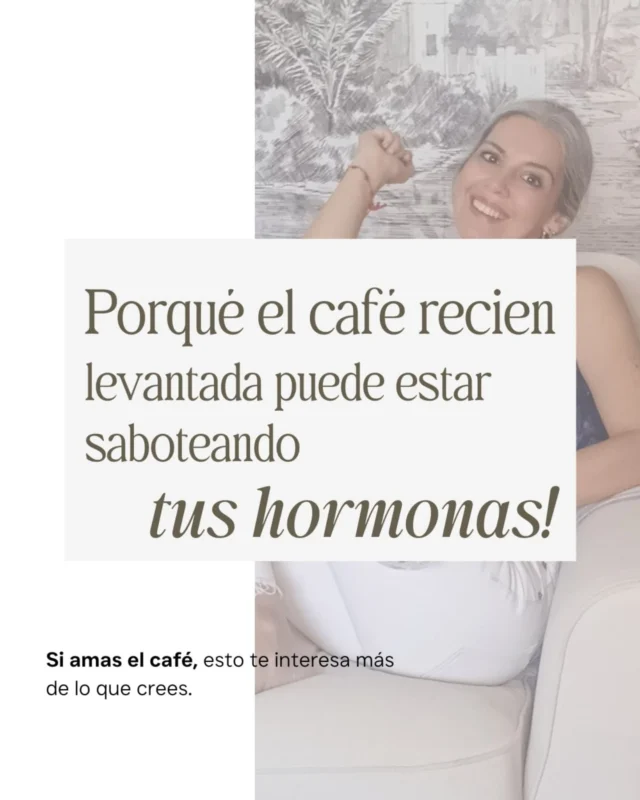 A mí me encanta el café. Lo disfruto muchísimo… pero también he tenido que aprender a cómo y cuándo tomarlo si quiero cuidar mis hormonas.

Durante años lo tomaba nada más levantarme, sin desayunar y sin pensar que eso podía estar impactando en mis niveles de cortisol, mi energía y mi salud hormonal en general.

Hoy quiero compartirte lo que he aprendido como profesional… y también como mujer.
Porque sí, se puede tomar café, pero con conciencia y adaptado a tu cuerpo y tu momento vital.

En este carrusel te explico:
✨ Por qué no es buena idea tomarlo recién levantada
✨ Qué pasa con el cortisol
✨ Cómo influye en mujeres con SOP, tiroides, perimenopausia o problemas digestivos
✨ Cómo elegir el mejor tipo de café y cómo tomarlo para que no te altere
✨ Y mis tips reales para disfrutarlo sin que afecte a tu equilibrio hormonal

💜 Si estás buscando una forma de disfrutar tu vida sin castigos pero con información basada en fisiología femenina, reserva una consulta conmigo.

Te acompaño con una estrategia personalizada, sin restricciones absurdas, desde el respeto y adaptado a tu realidad.

👉 Reserva tu cita y empezamos a equilibrar tus hormonas de verdad.
Seguimos cuidando cuerpo & alma 💛

#sandrasousasalud #saludhormonal #pas #psiconeuroinmunología #acupuntura #dietistaintegrativa #café #cortisol #ejeadrenal #saludholistica